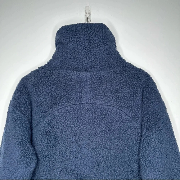 Lululemon True Navy Oh So Sherpa Jacket Size 2 - Picture 9 of 16